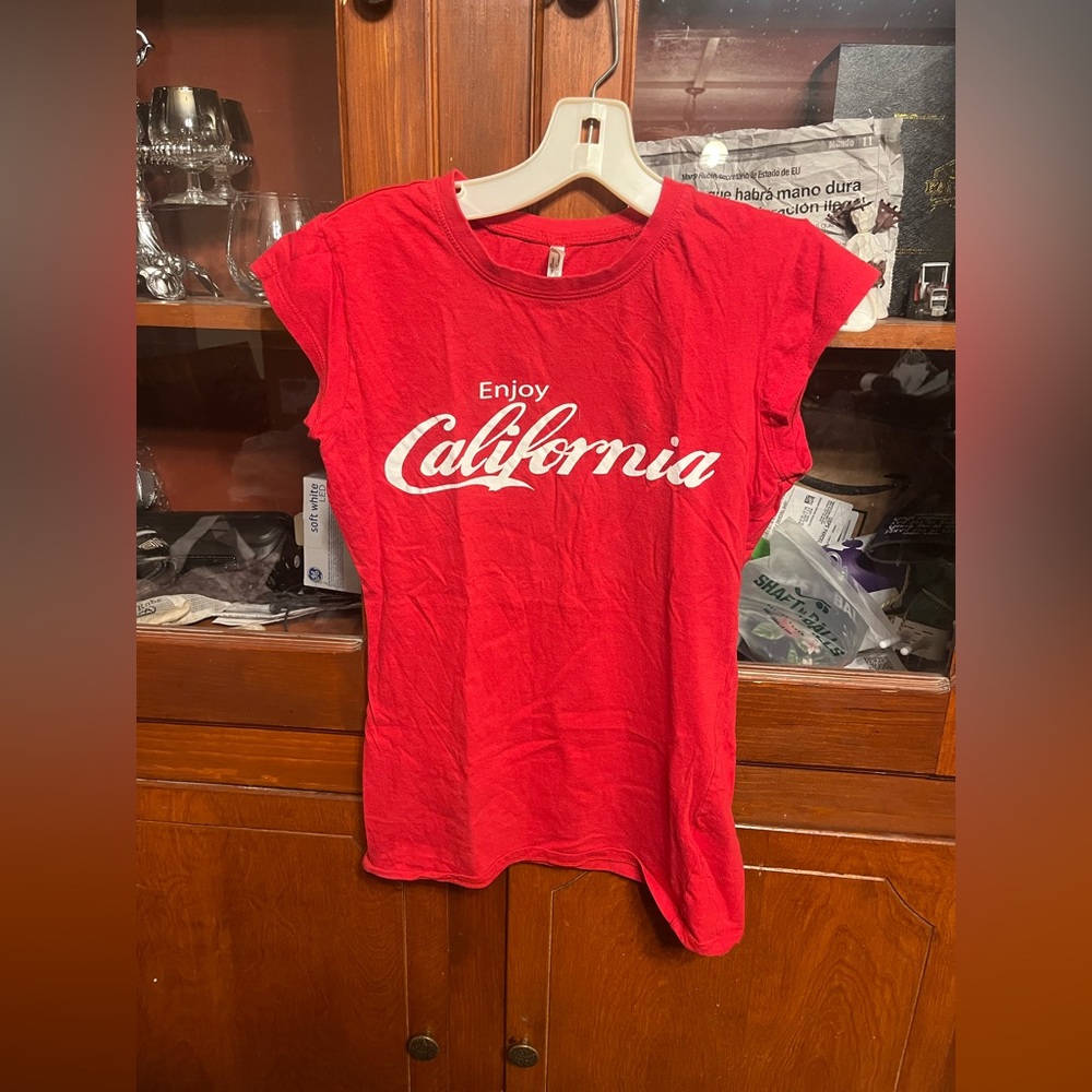 Exist California shirt Size: M